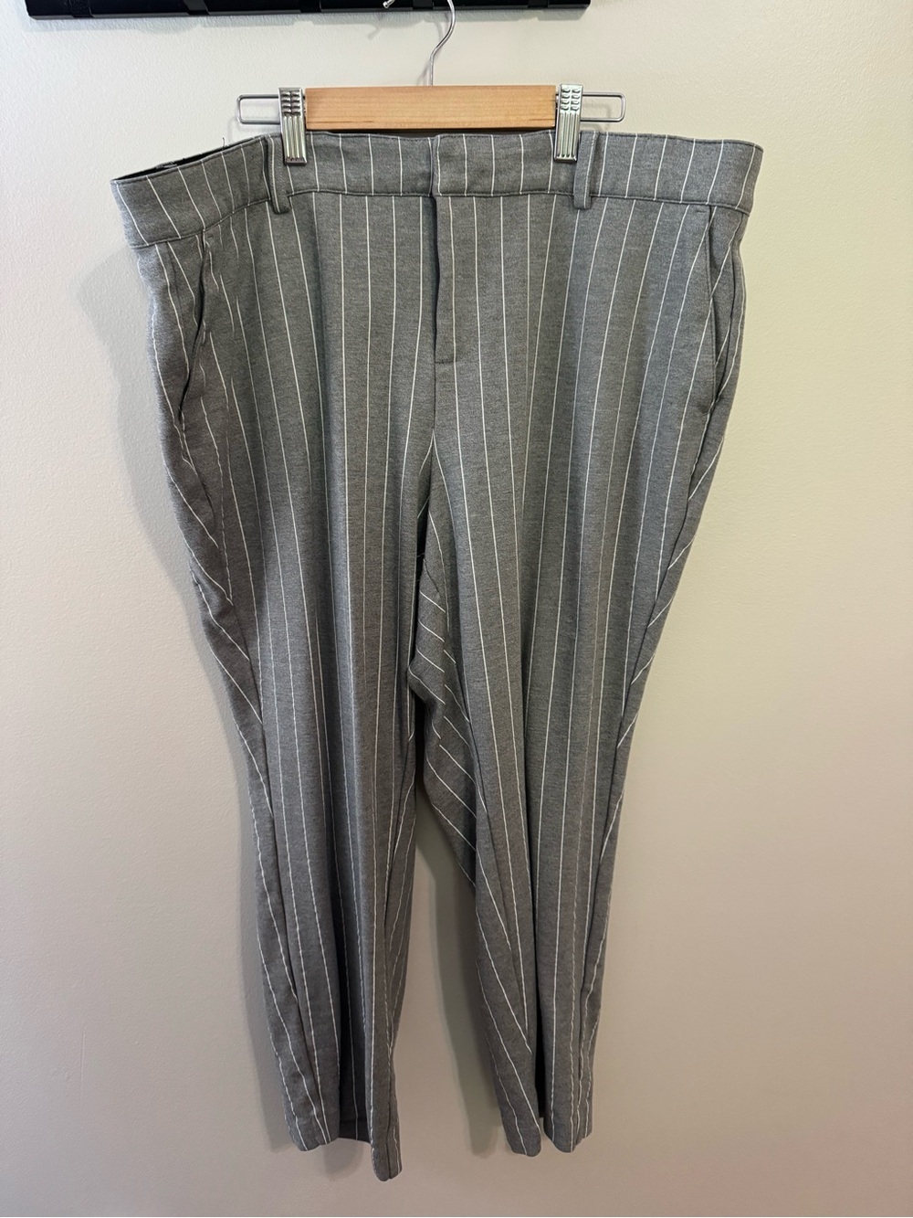 Torrid size 16S Gray Pinstripe Dress Pants